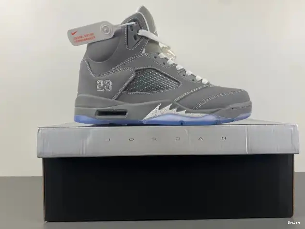 Bmlin shoes Wolf Jordan 136027-005 Retro Grey 5 Air 0522